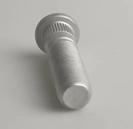 Phụ tùng ô tô Bu lông bánh xe 40Cr